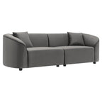 Gebogenes Zweisitzersofa mit abgerundeter Rückenlehne