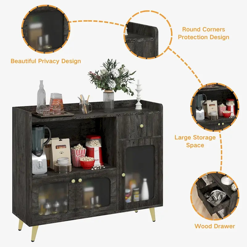 Sideboard mit Stauraum und Türfüllungen aus Acryl