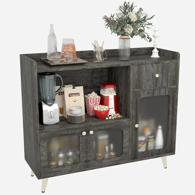 Sideboard mit Stauraum und Türfüllungen aus Acryl