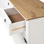 Holz-Sideboard mit Metallbeschlägen