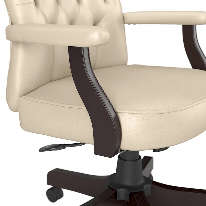 Fauteuil de bureau capitonné à dossier haut avec accoudoirs