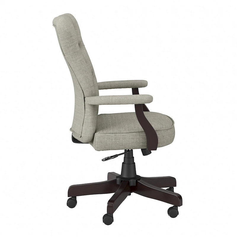 Fauteuil de bureau capitonné à dossier haut avec accoudoirs